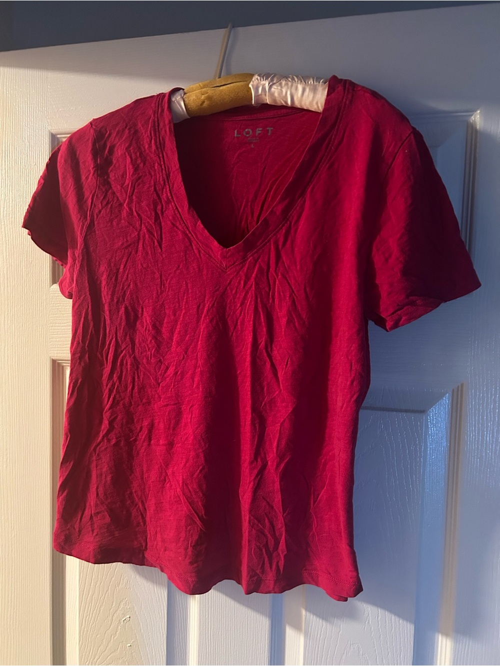 LOFT large Women's V-Neck Short Sleeve Tee - Deep Berry Red